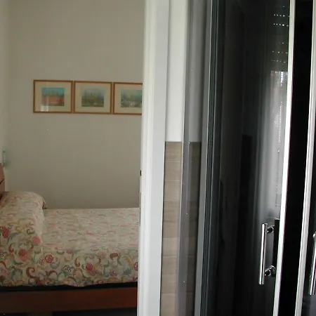 Bed Ventitre בית הארחה