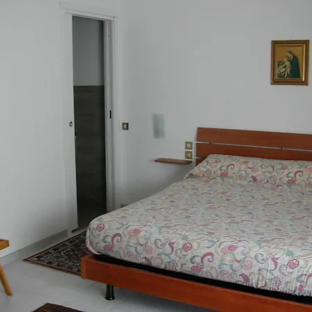 Bed Ventitre بيت ضيافة