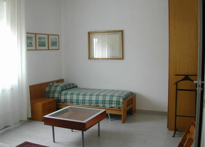 Guest house Bed Ventitre 3*