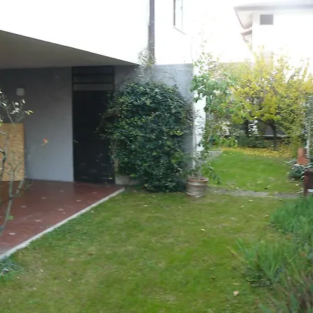 Konukevi Bed Ventitre 3*